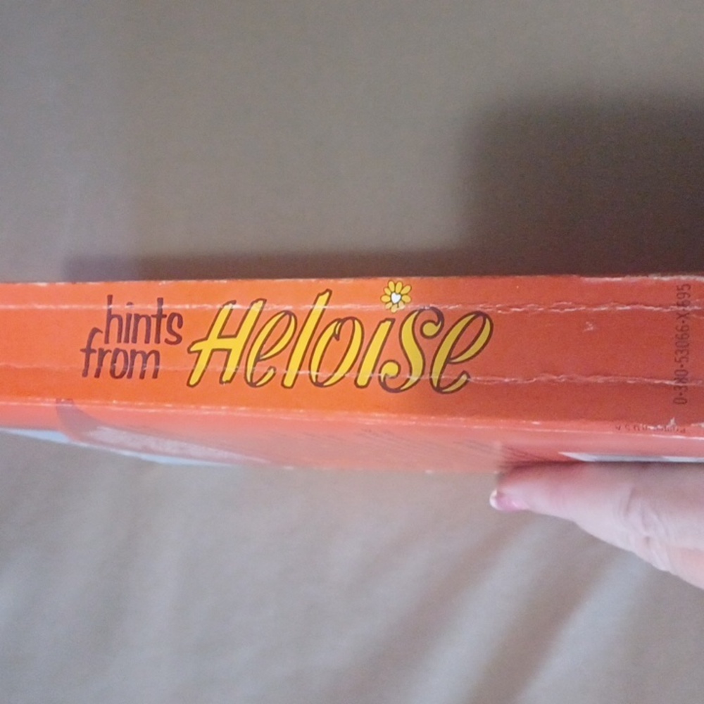 Hints from Heloise Paperback Book - Picture 2 of 3